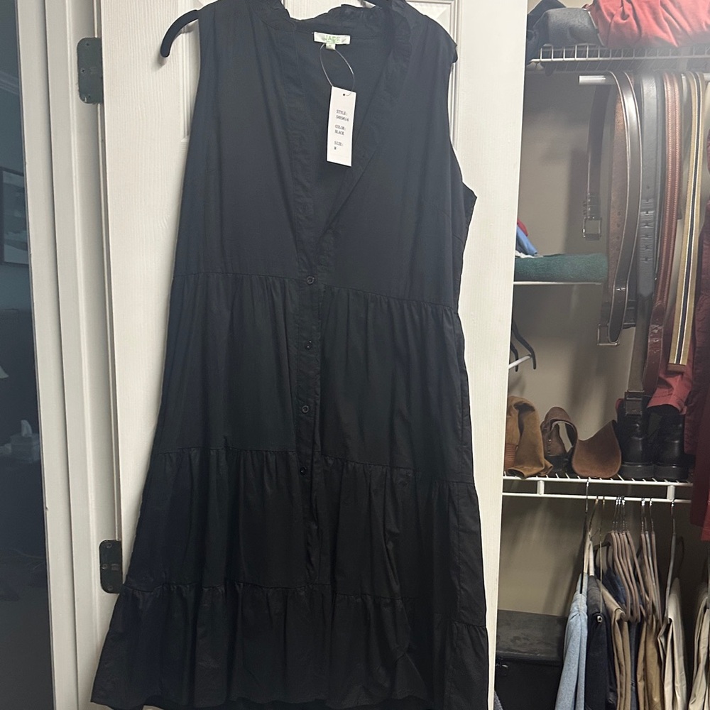 Jade Black Sleeveless Tiered Button-Front Maxi Dress